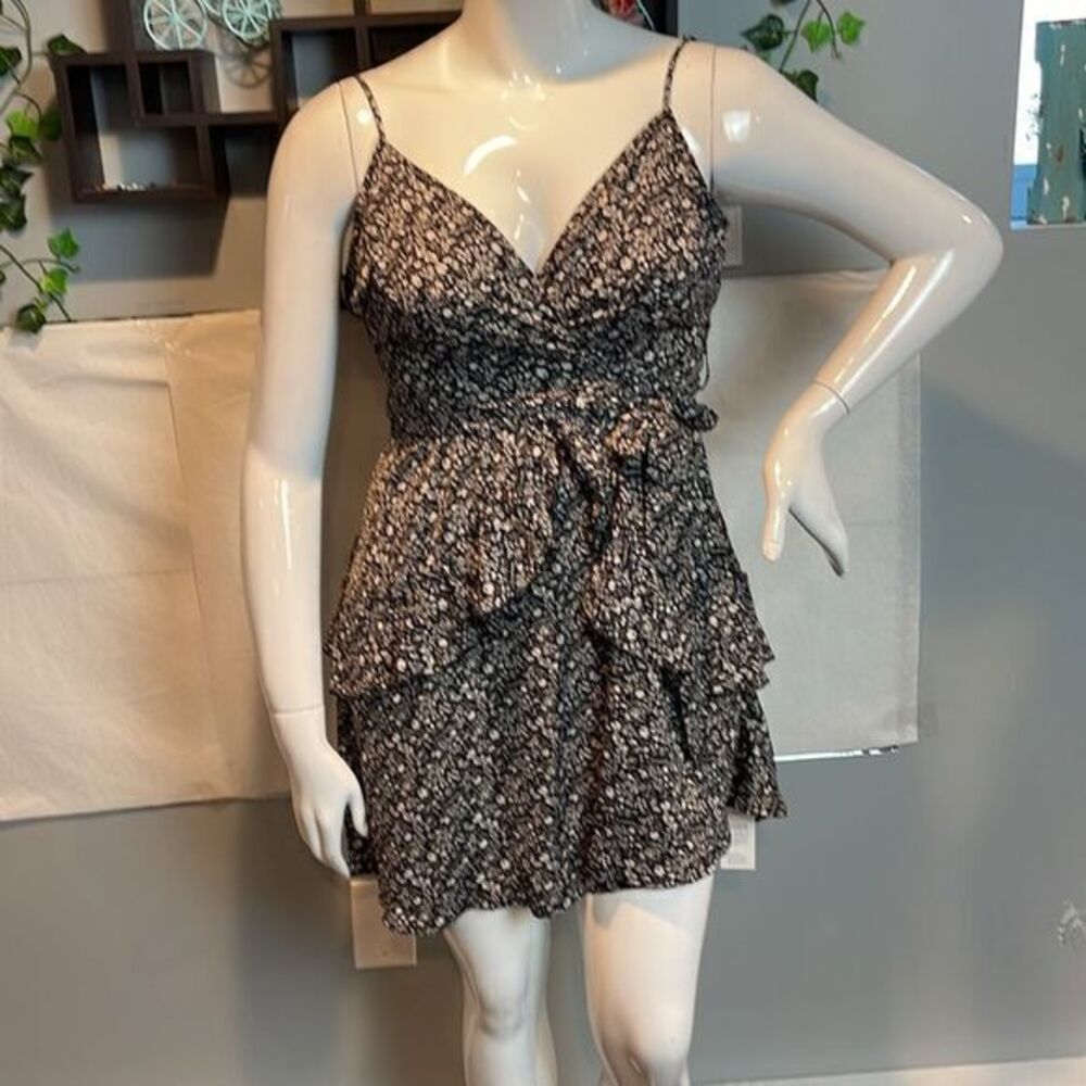 Cupshe Allover Print Ruffle Hem Wrap Surplice Cami Skater Dress size M RefCPS021 - Picture 7 of 11